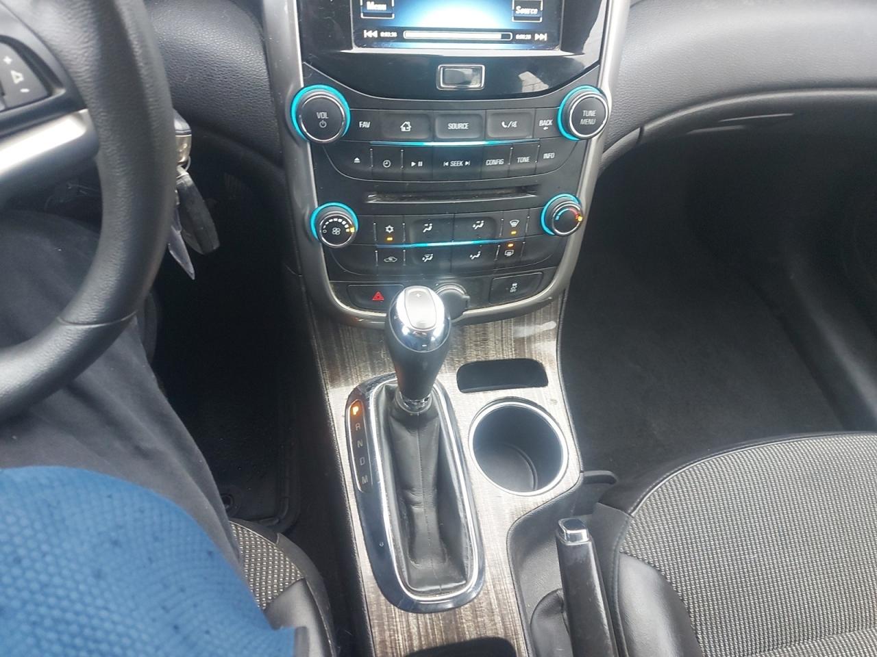 2015 Chevrolet Malibu LT Photo