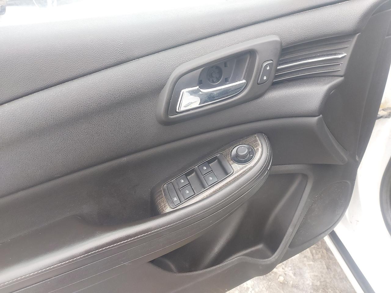 2015 Chevrolet Malibu LT Photo