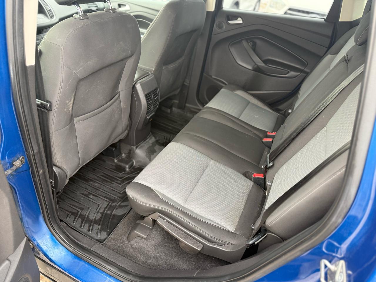 2017 Ford Escape SE Photo