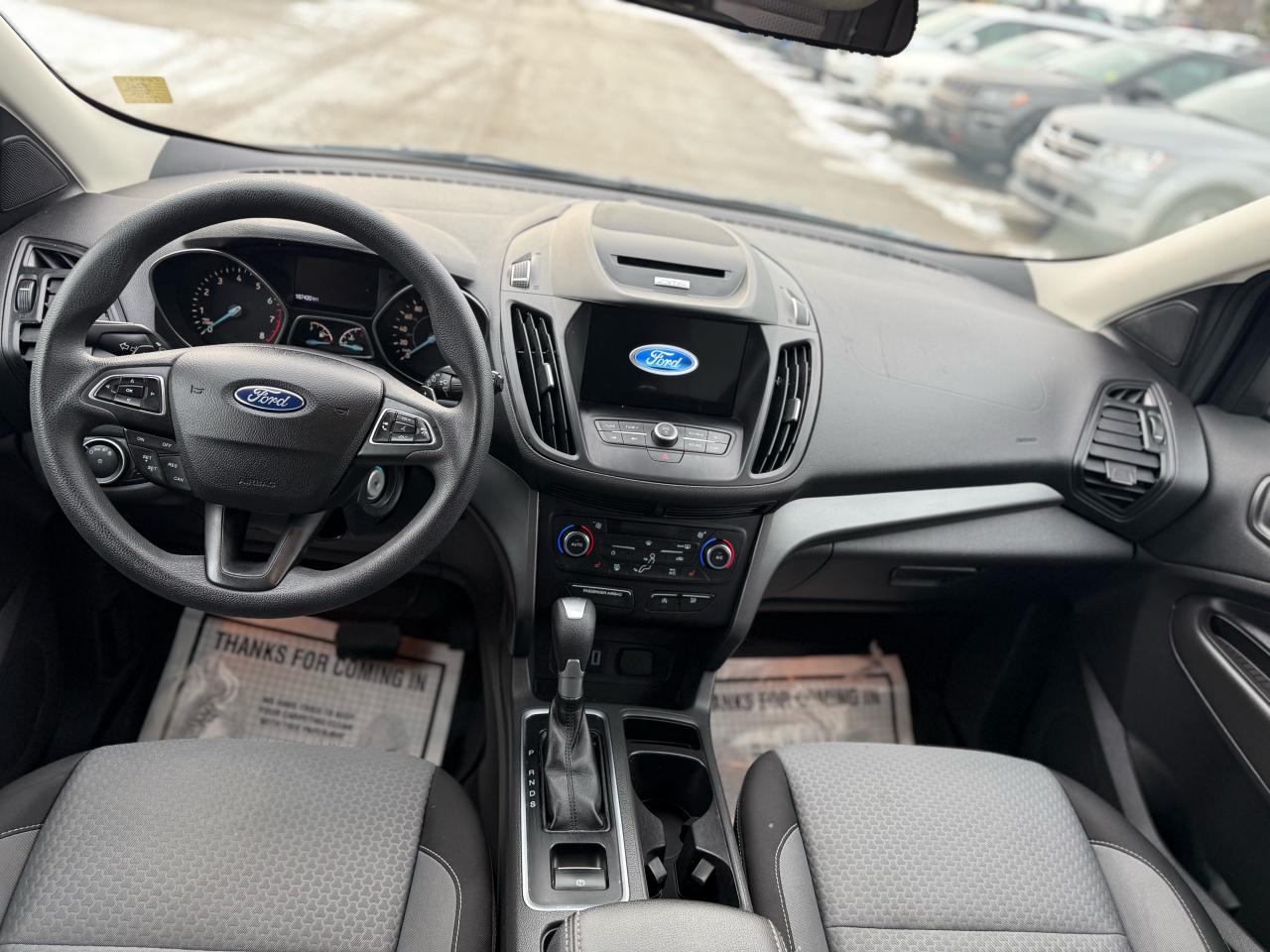 2017 Ford Escape SE Photo