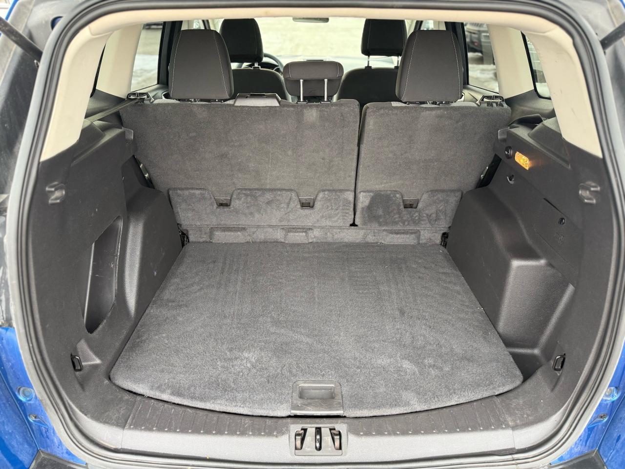 2017 Ford Escape SE Photo