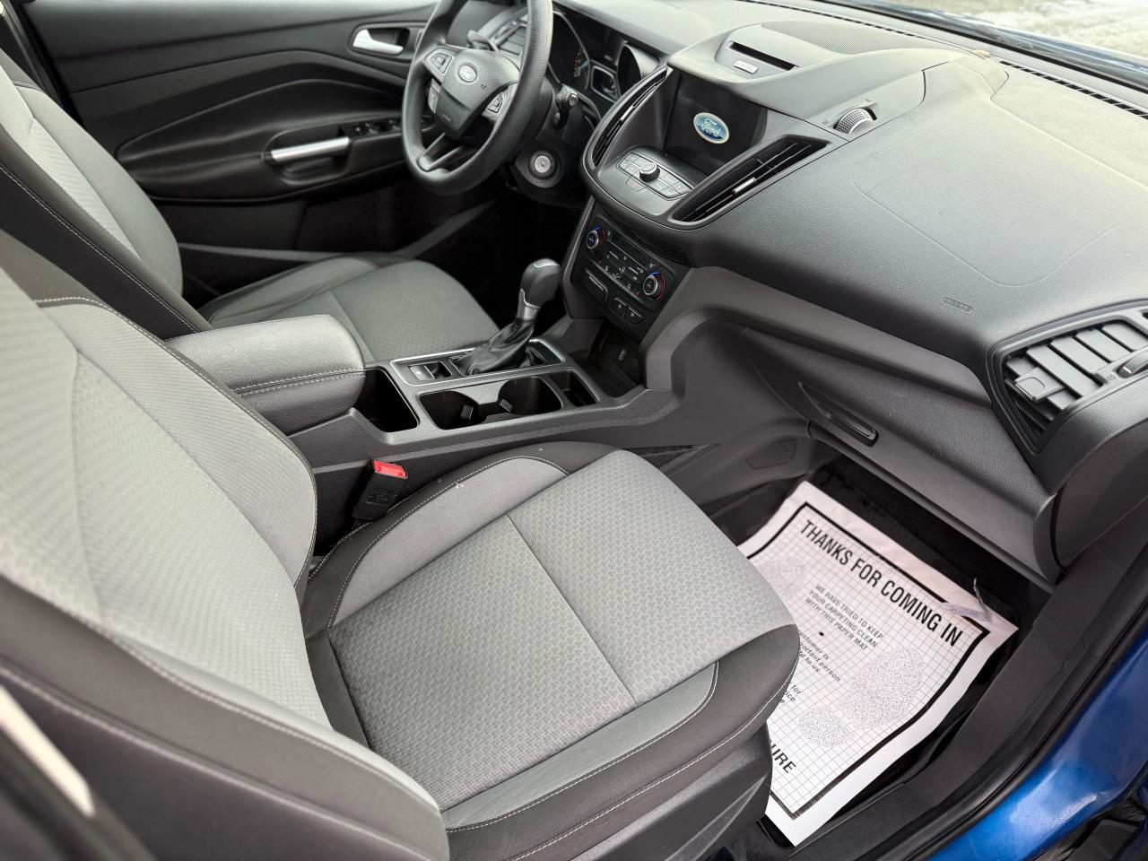 2017 Ford Escape SE Photo