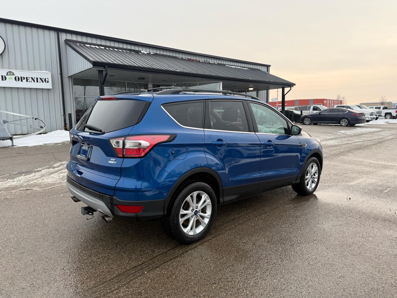 2017 Ford Escape SE Photo3