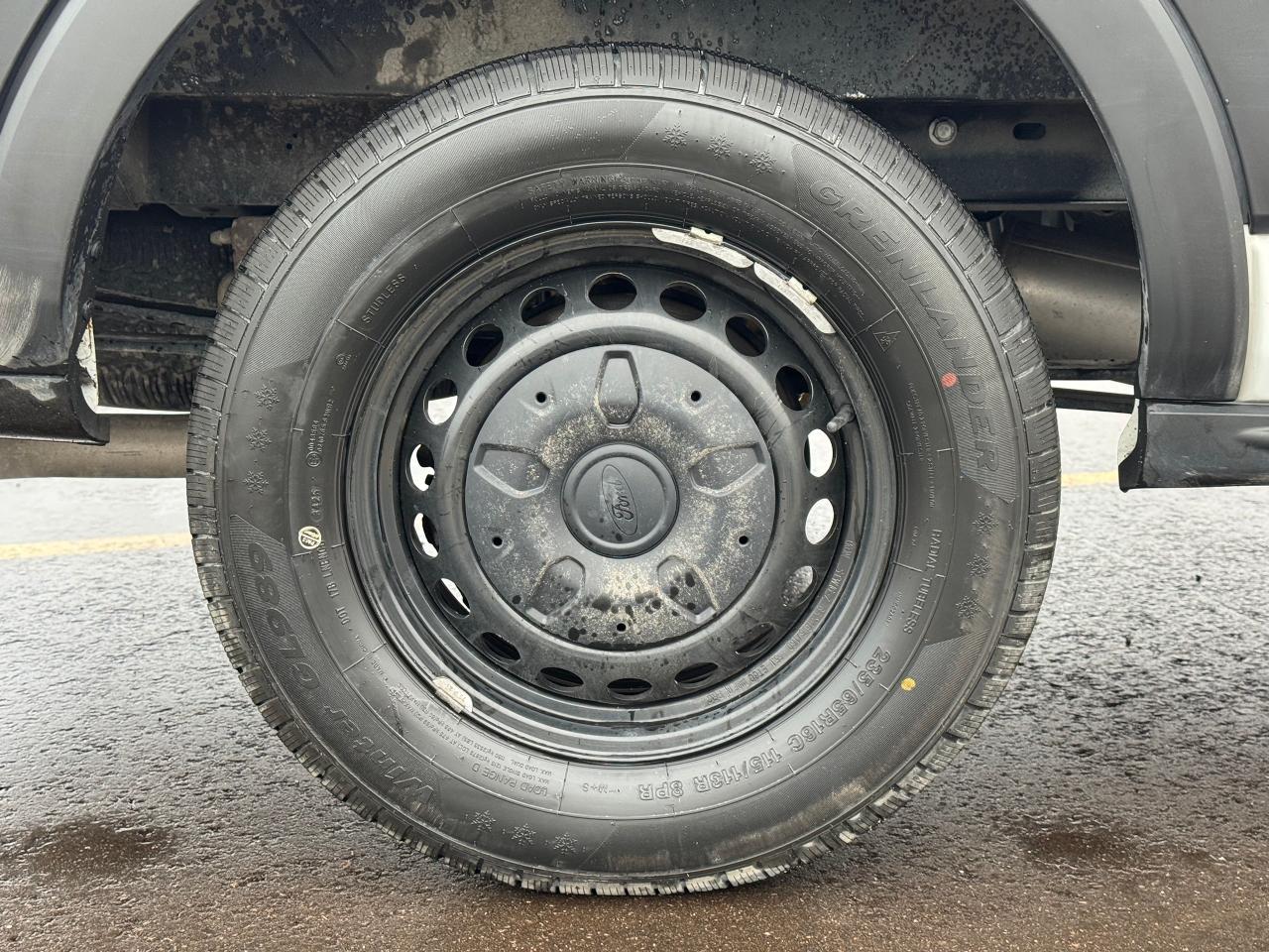 2023 Ford Transit Cargo Van T-150 130" Low Rf 8670 GVWR RWD **LADDER RACKS** Photo