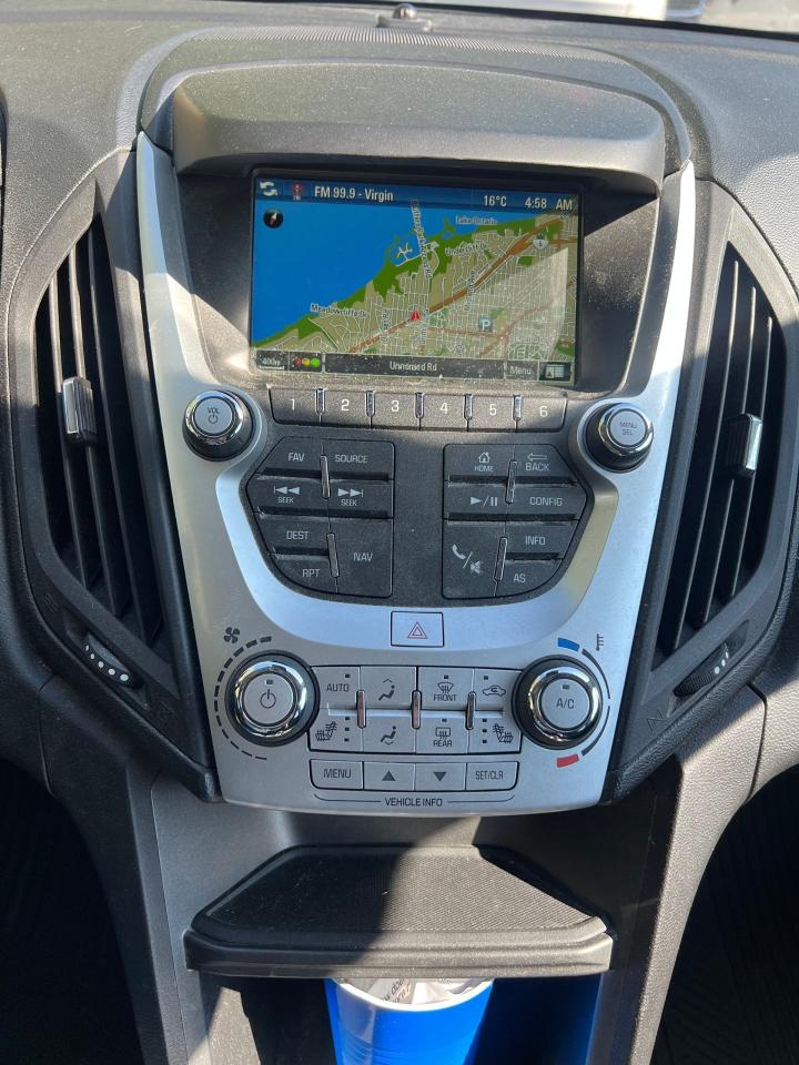 2017 Chevrolet Equinox LT Photo