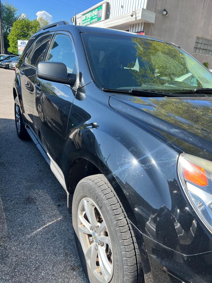 2017 Chevrolet Equinox LT Photo
