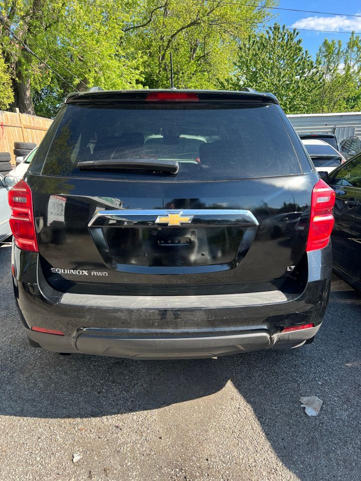 2017 Chevrolet Equinox LT Photo