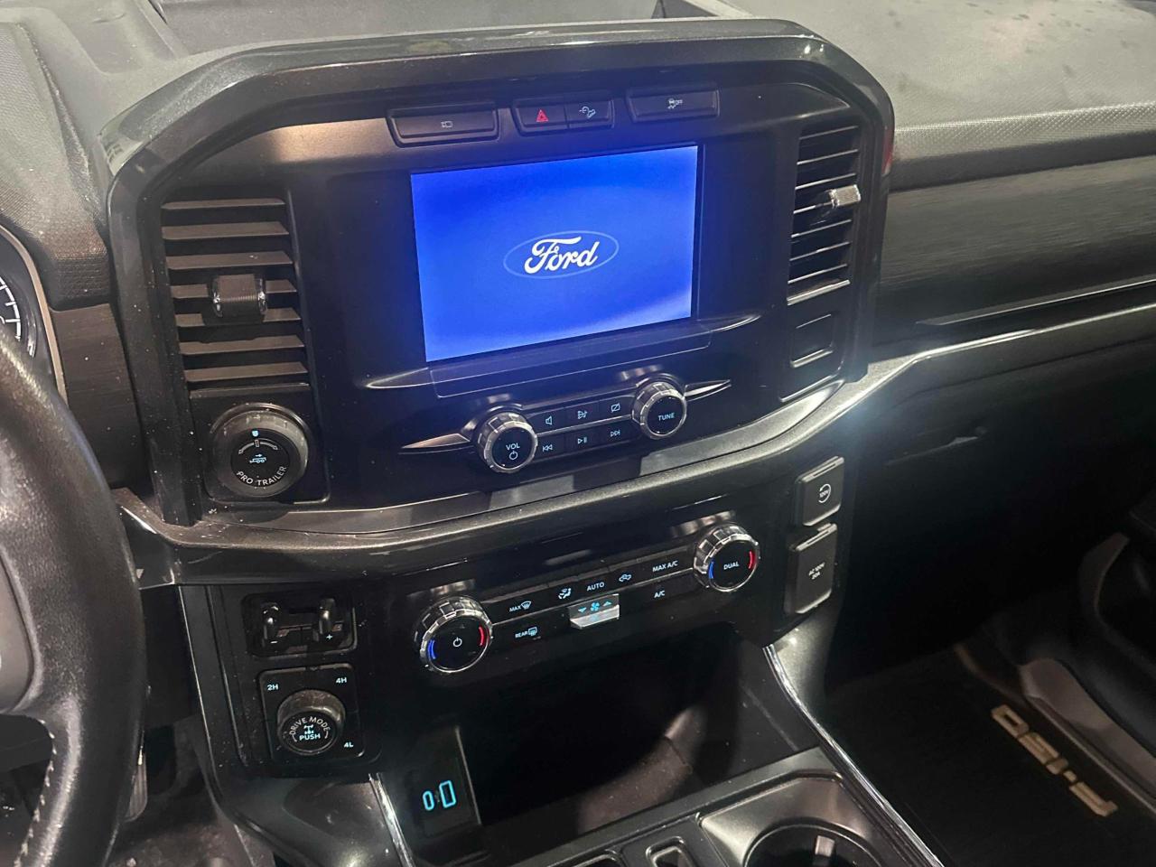 2022 Ford F-150 XLT Photo