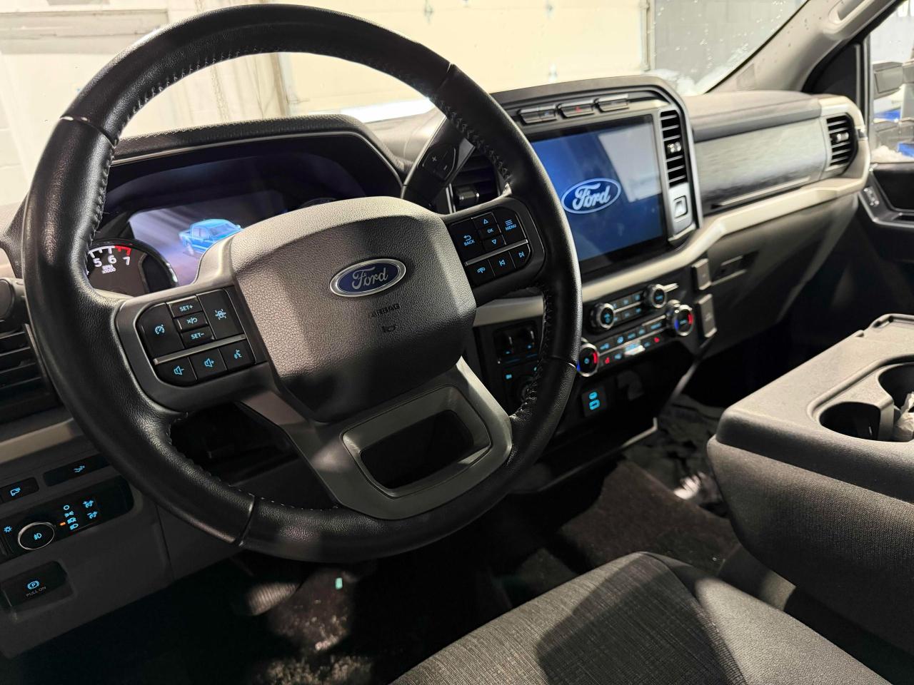 2022 Ford F-150 XLT Photo