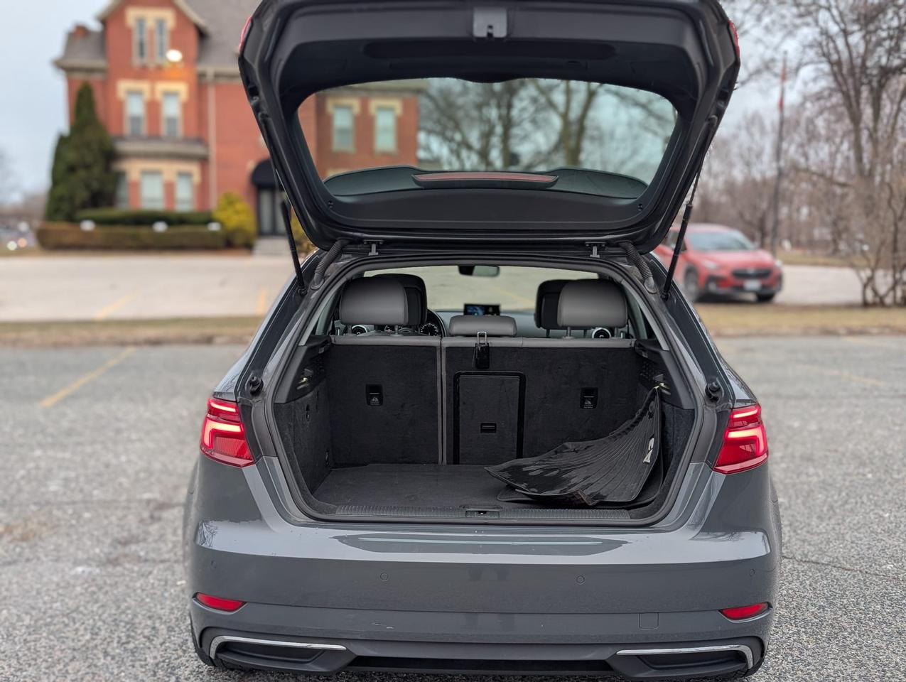 2017 Audi A3 Premium Photo4