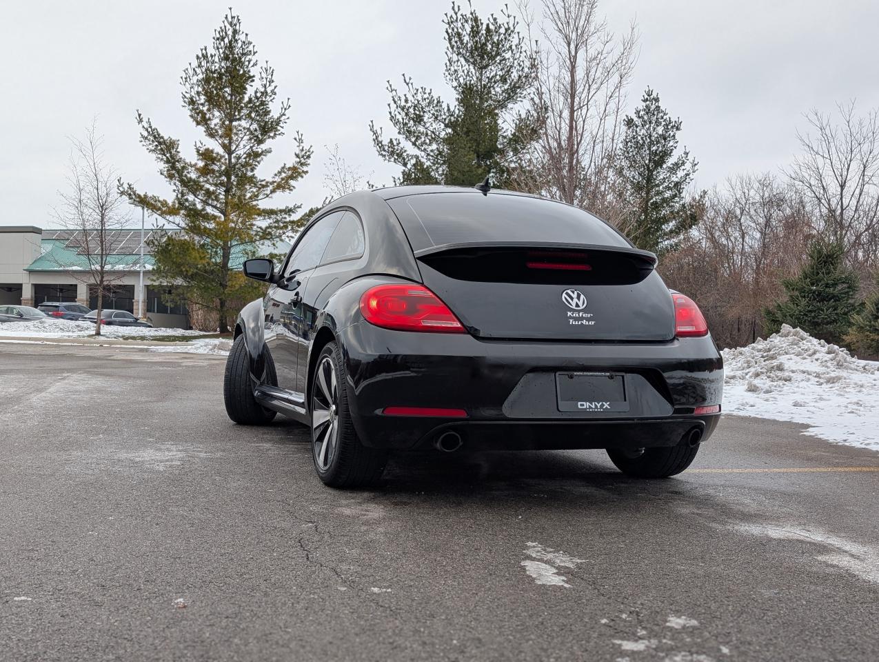 2012 Volkswagen Beetle Turbo Photo3