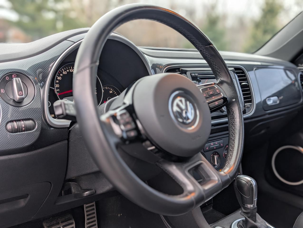 2012 Volkswagen Beetle Turbo Photo