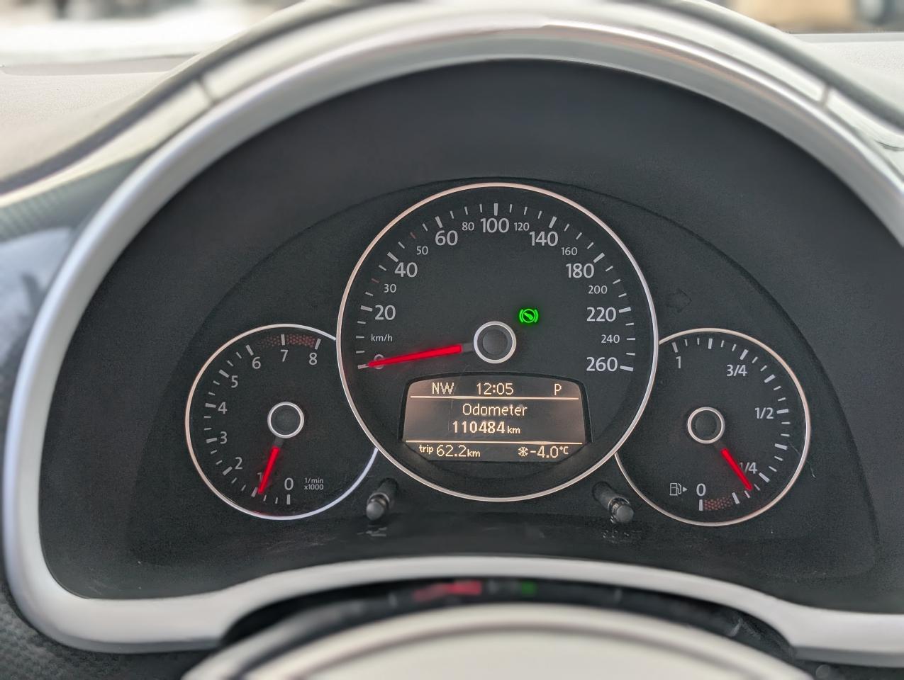 2012 Volkswagen Beetle Turbo Photo