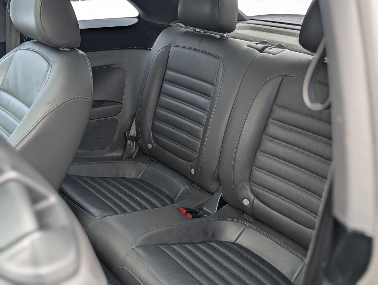 2012 Volkswagen Beetle Turbo Photo