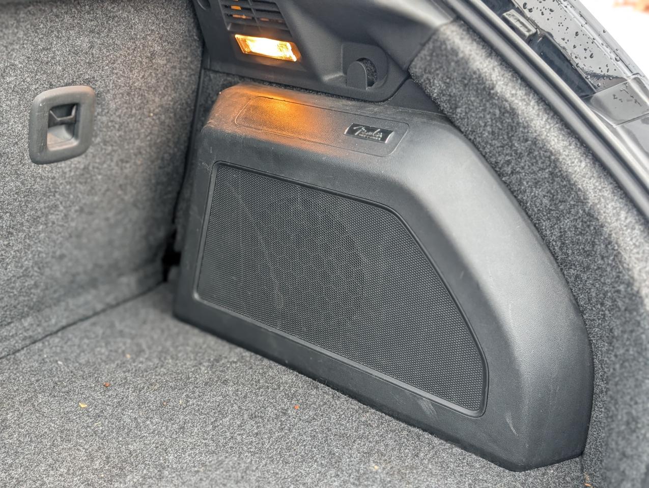 2012 Volkswagen Beetle Turbo Photo