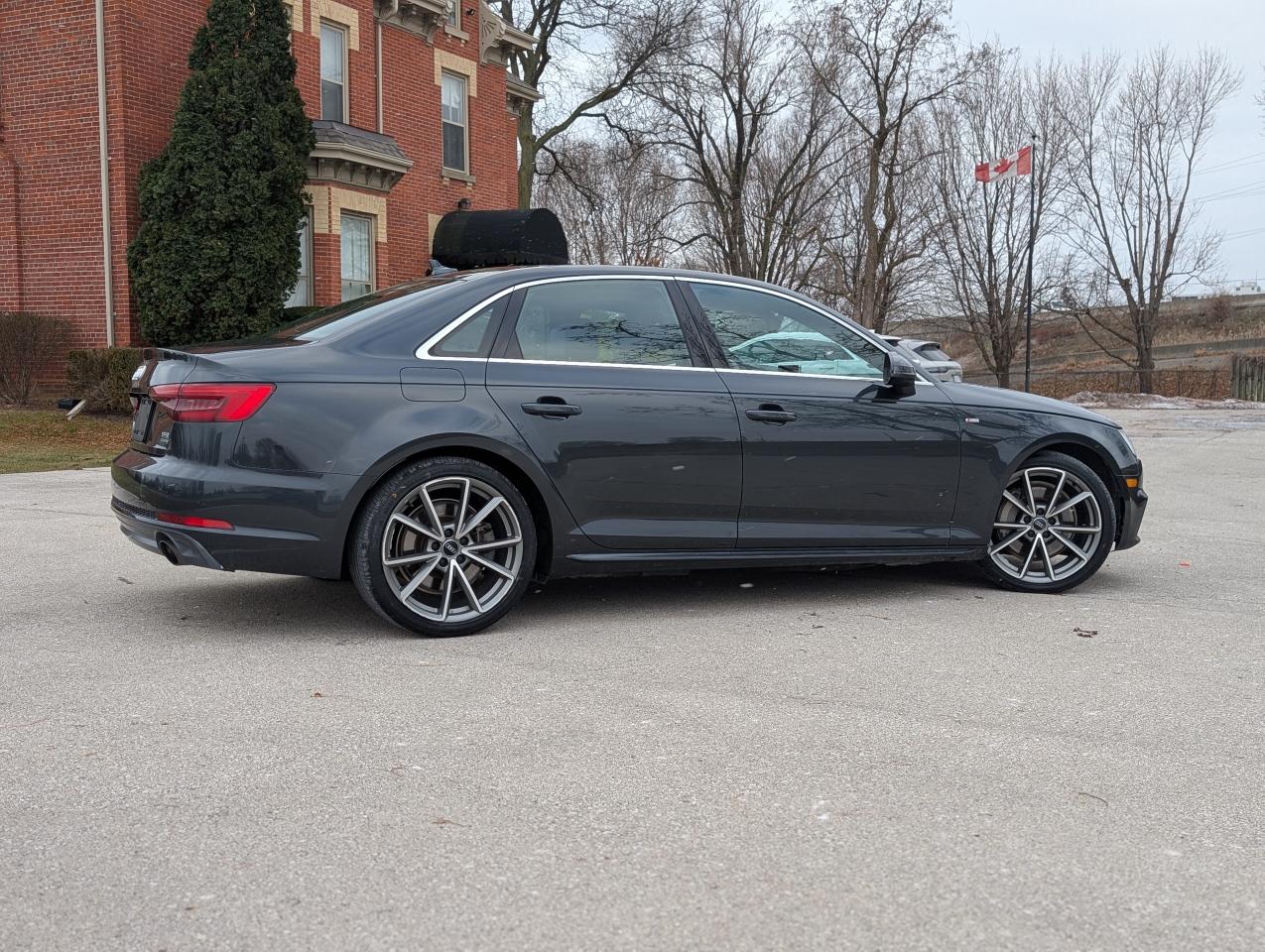 2017 Audi A4 TECHNIK S-LINE Photo