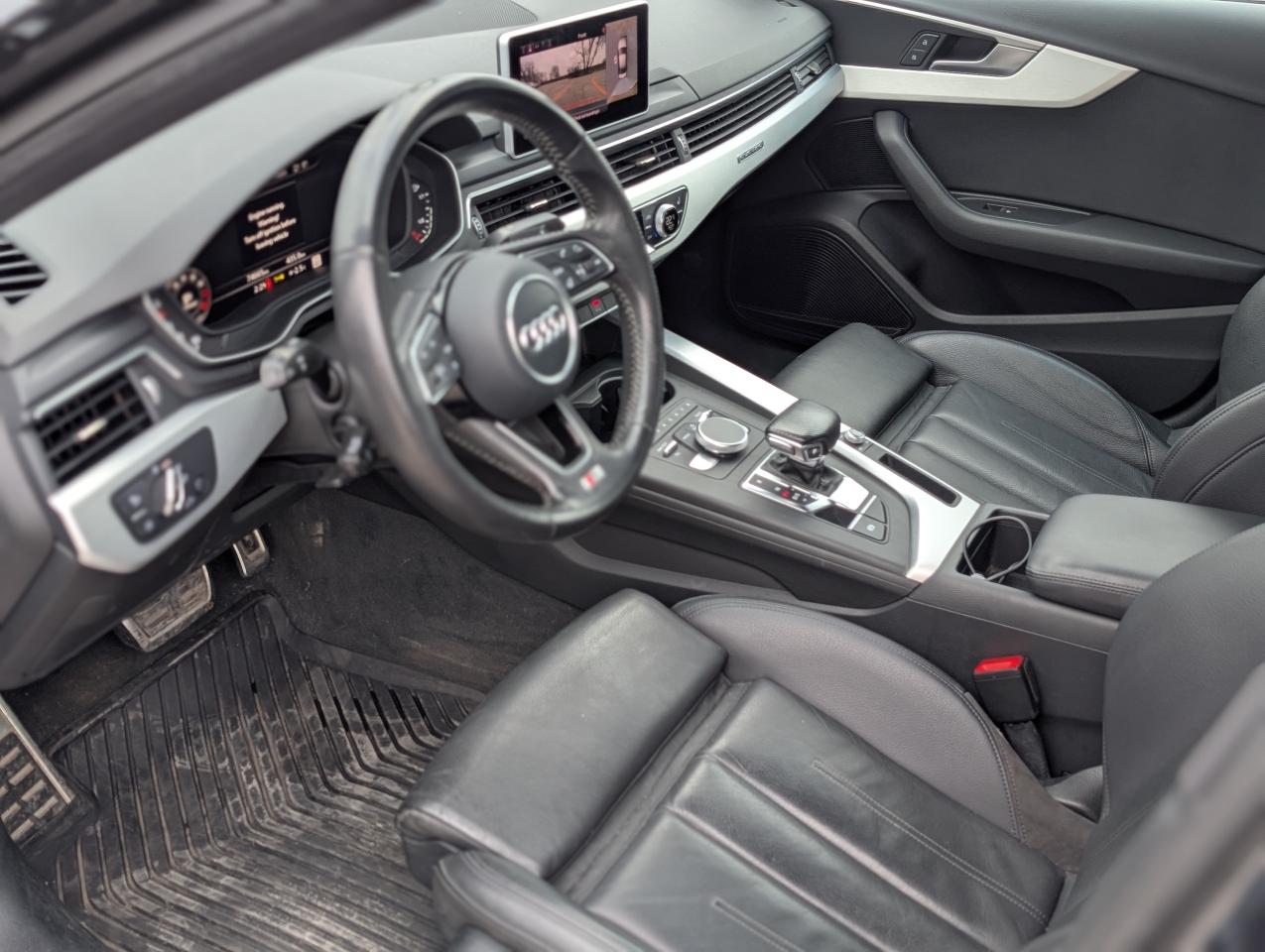 2017 Audi A4 TECHNIK S-LINE Photo