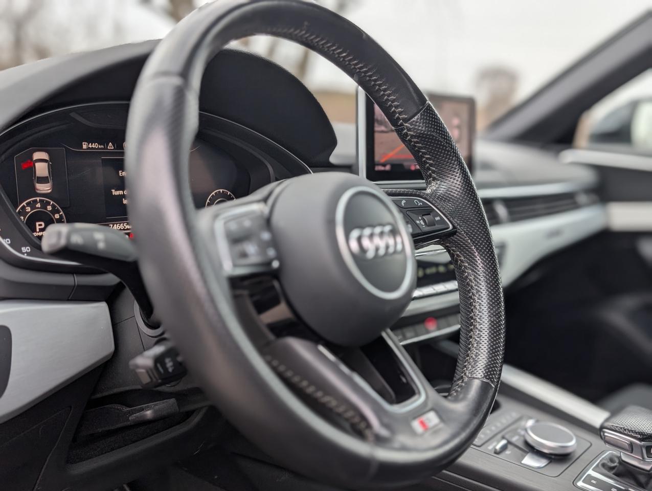 2017 Audi A4 TECHNIK S-LINE Photo