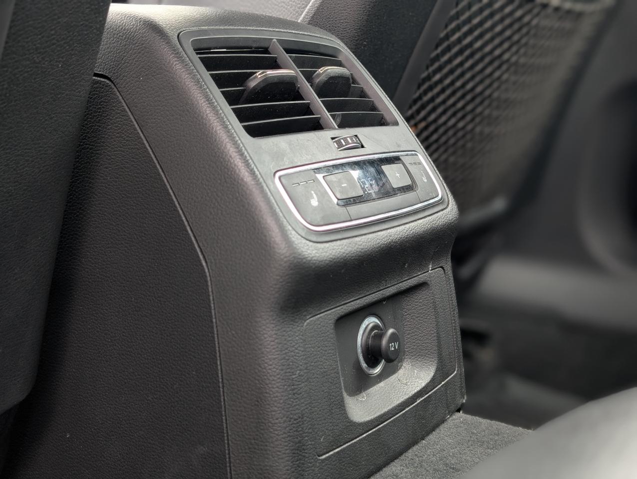 2017 Audi A4 TECHNIK S-LINE Photo