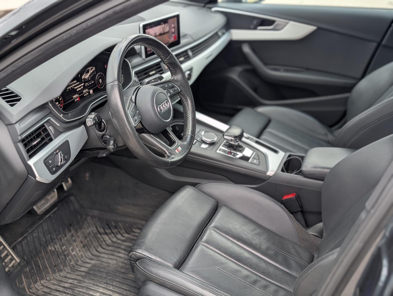 2017 Audi A4 TECHNIK S-LINE Photo