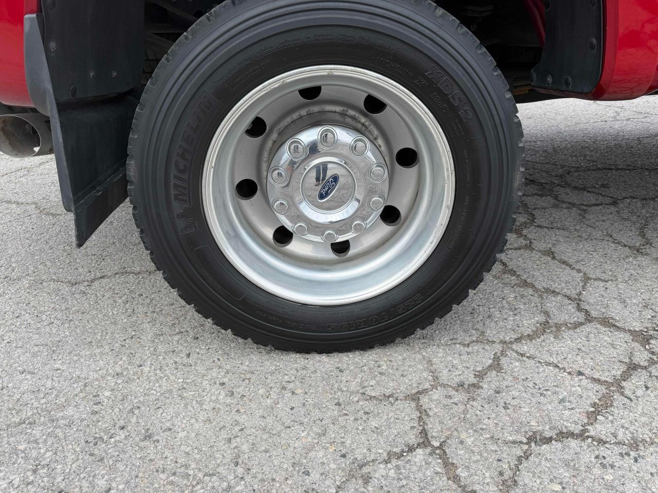 2021 Ford SUPER DUTY F-450 DRW LARIAT Photo