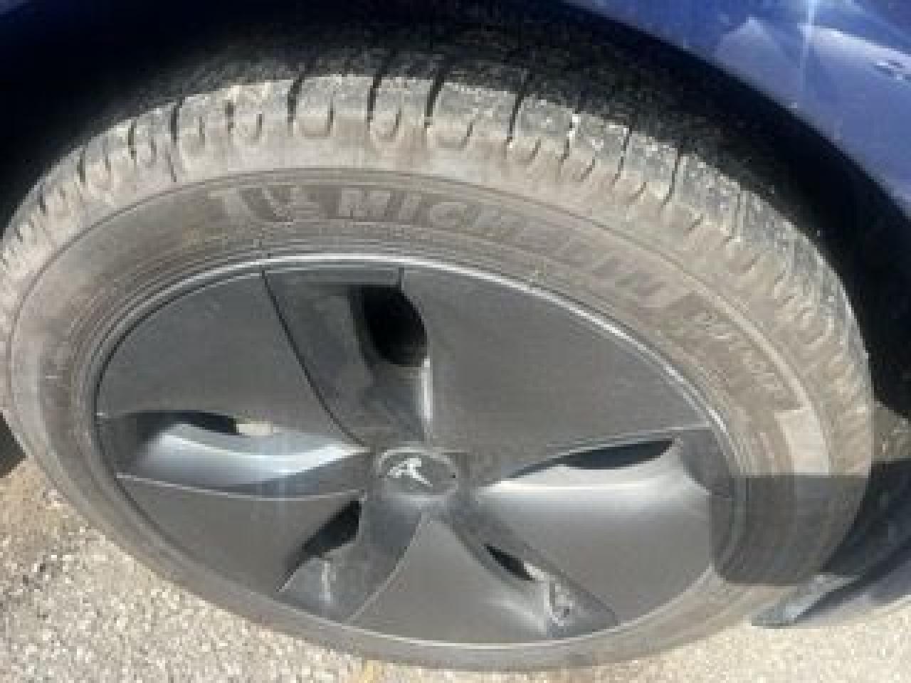 2019 Tesla Model 3 Standard Range Photo