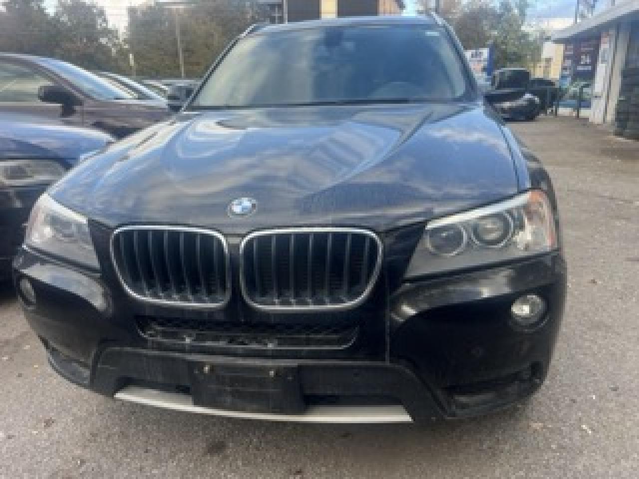 2013 BMW X3 28i Photo