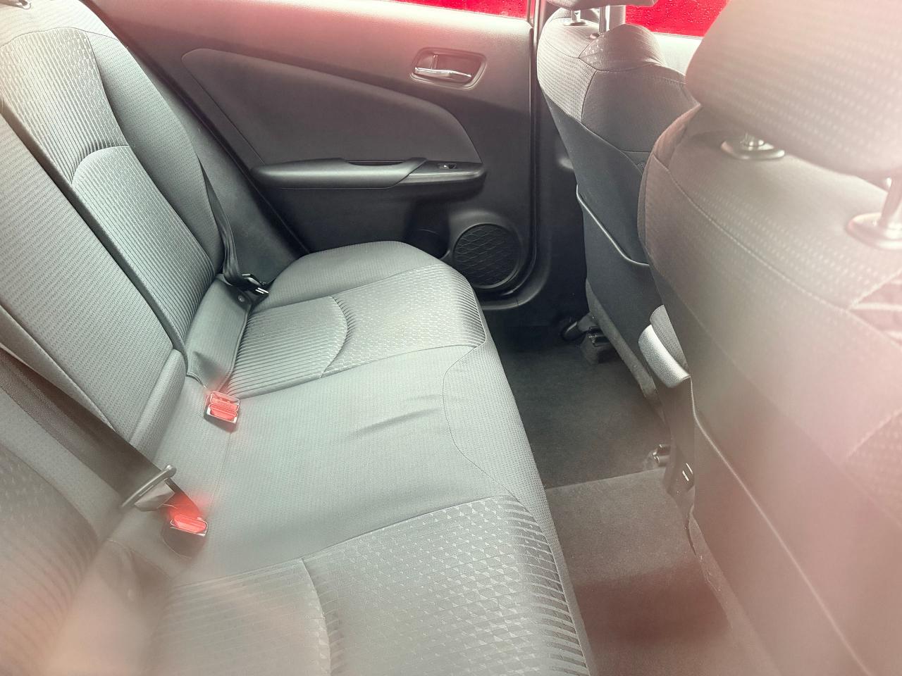 2016 Toyota Prius  Photo