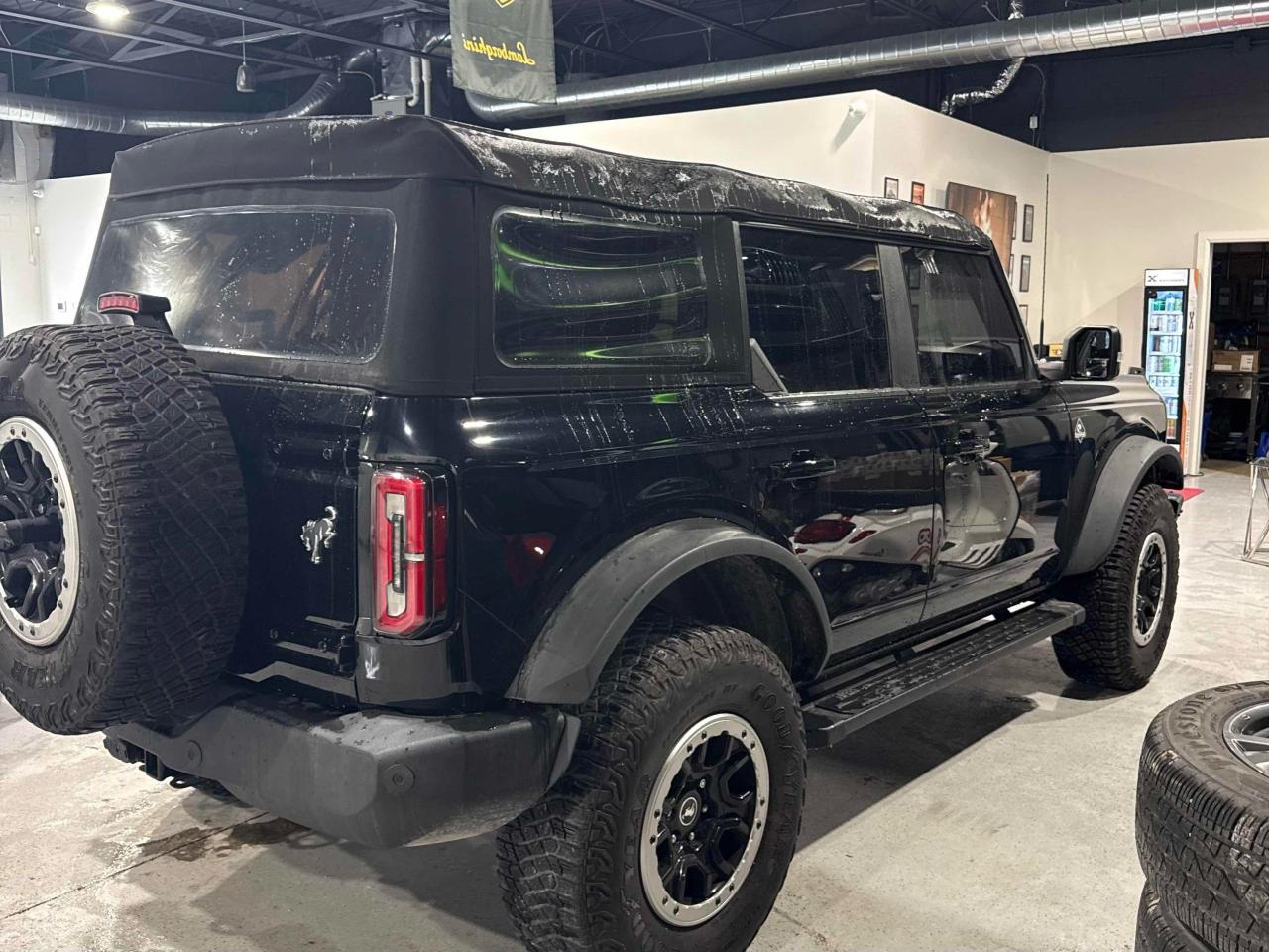 2022 Ford Bronco Outer Banks Photo2