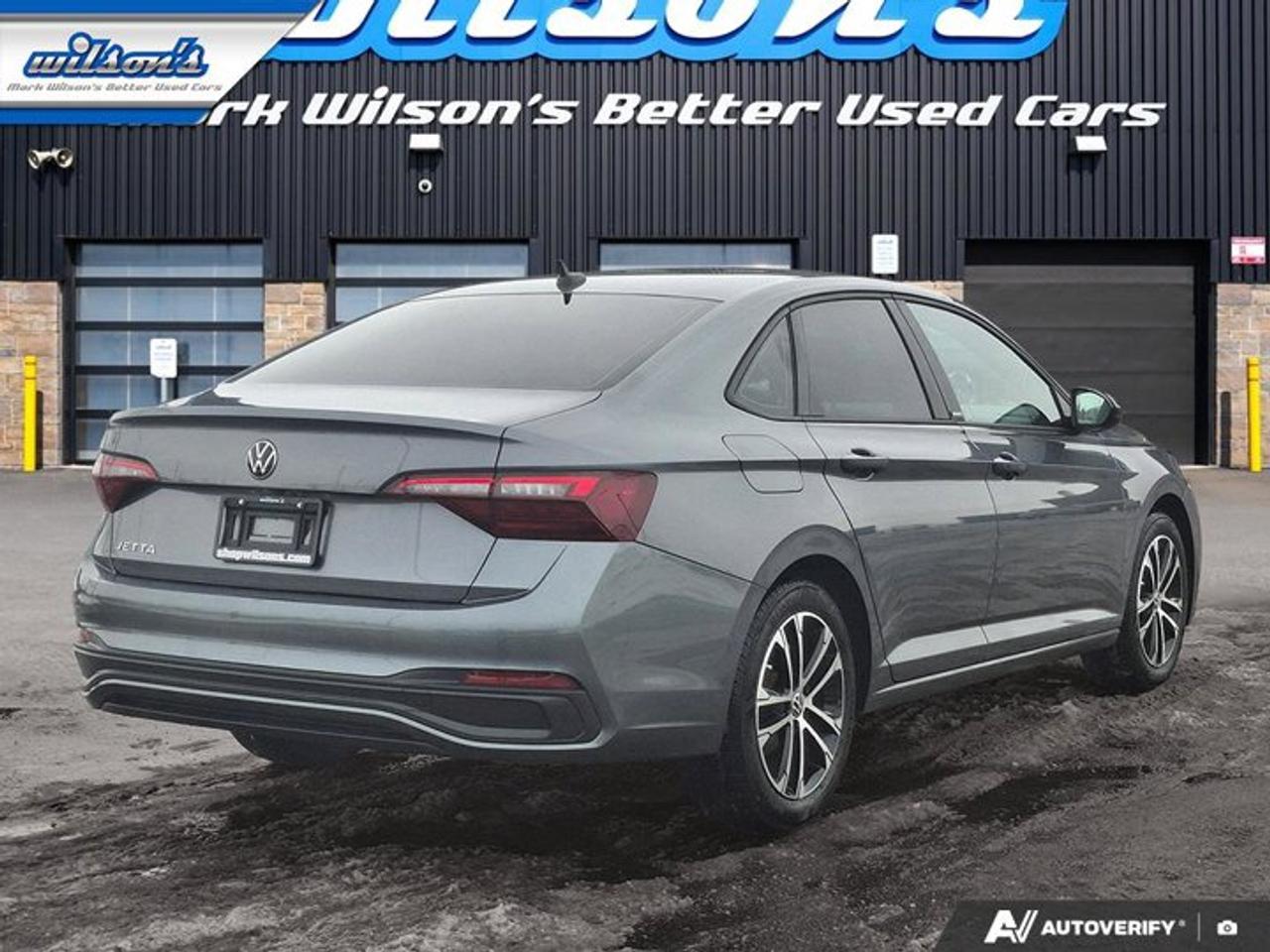 2023 Volkswagen Jetta Comfortline | Sport | Leather | Sunroof | Adaptive Cruise | Power Seat | Heated Wheel & More ! Photo4