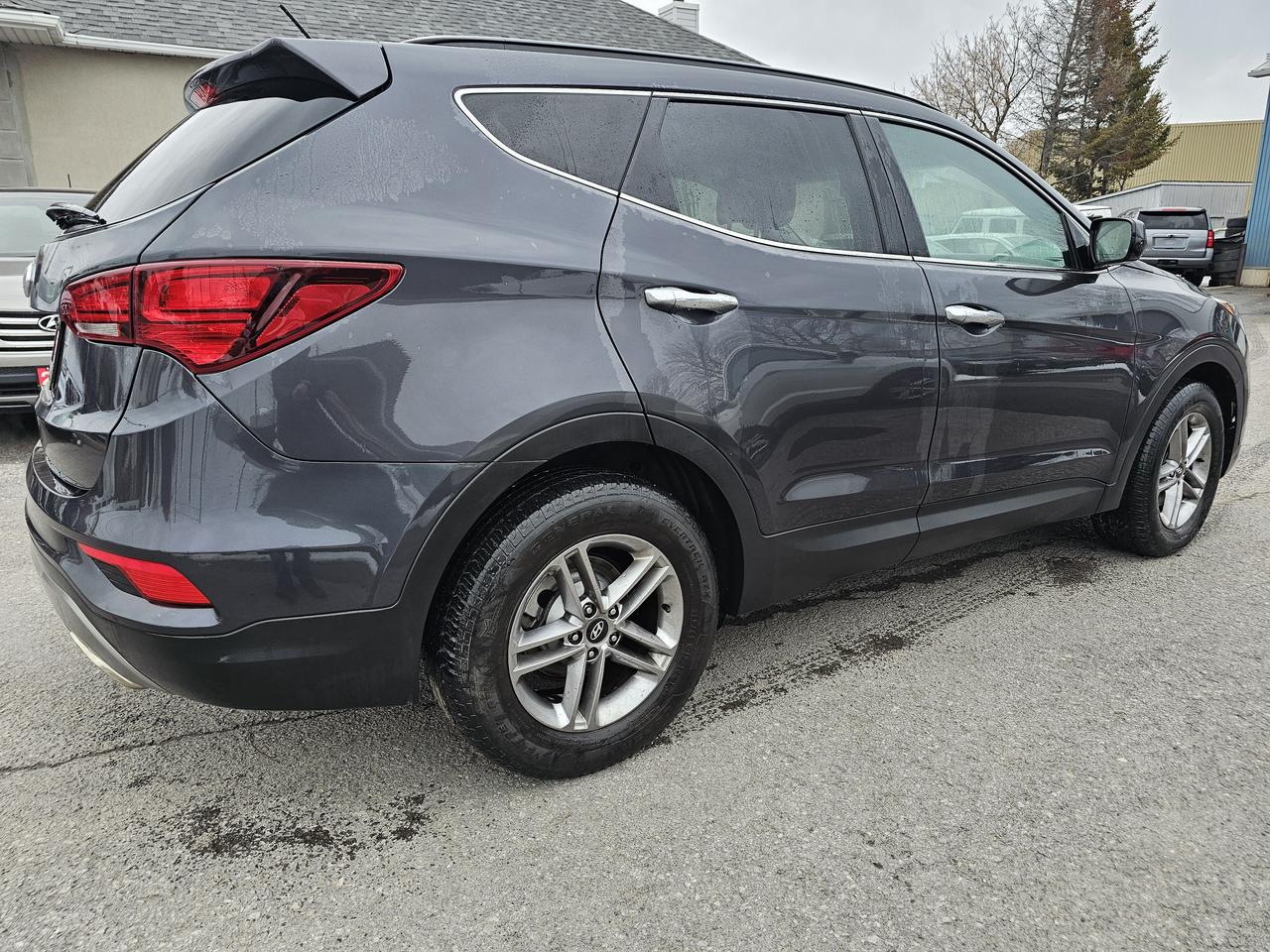 2018 Hyundai Santa Fe Sport SPORT, AUTO, 2.4L, AWD, POWER GROUP, 163KM Photo