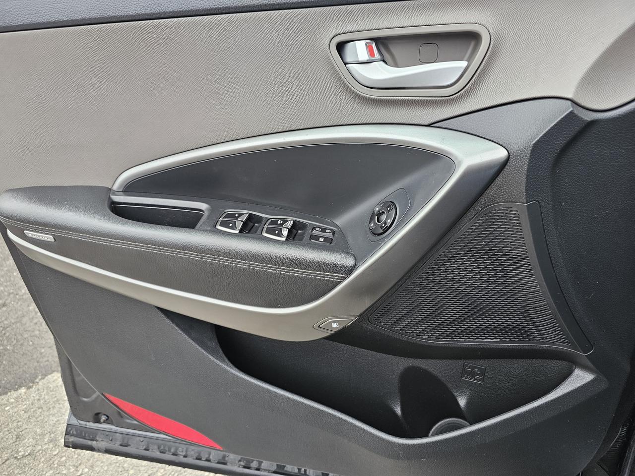 2018 Hyundai Santa Fe Sport SPORT, AUTO, 2.4L, AWD, POWER GROUP, 163KM Photo