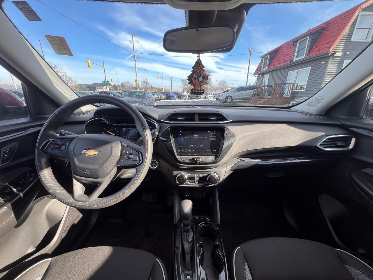 2023 Chevrolet TrailBlazer LT Photo