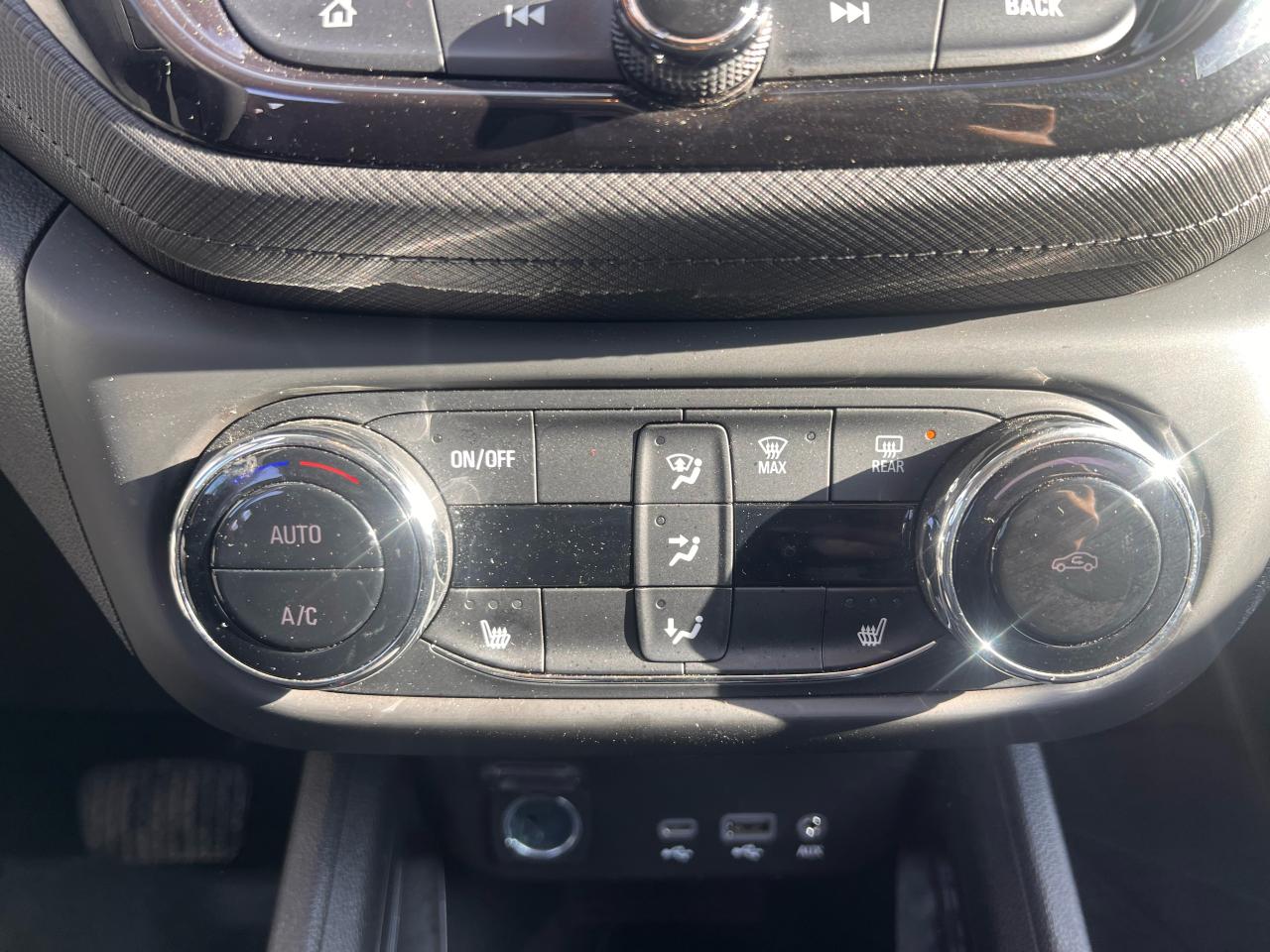 2023 Chevrolet TrailBlazer LT Photo