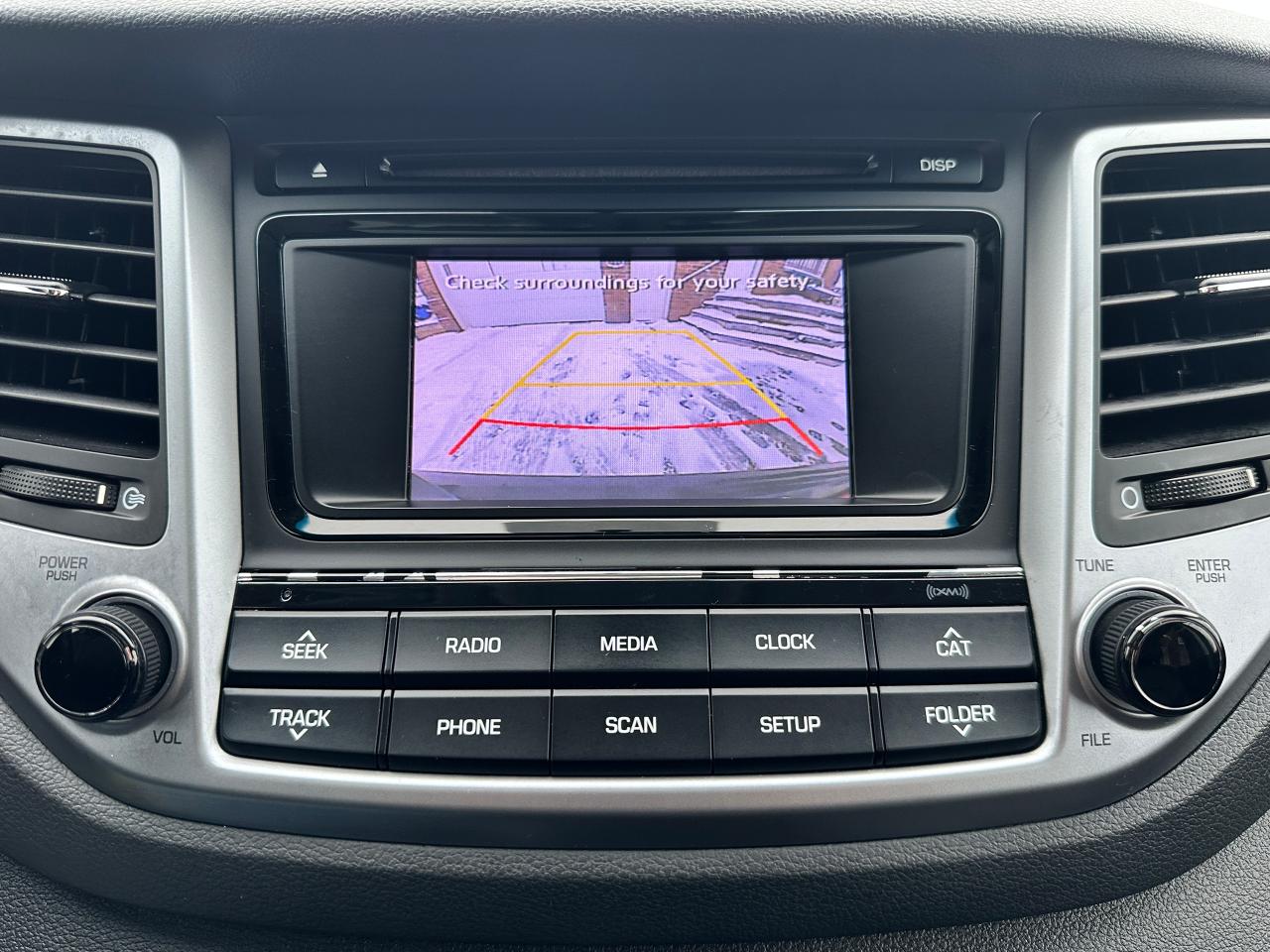 2017 Hyundai Tucson SE 2.0L FWD Heated-Leather PanoRoof BackupCam XM Photo