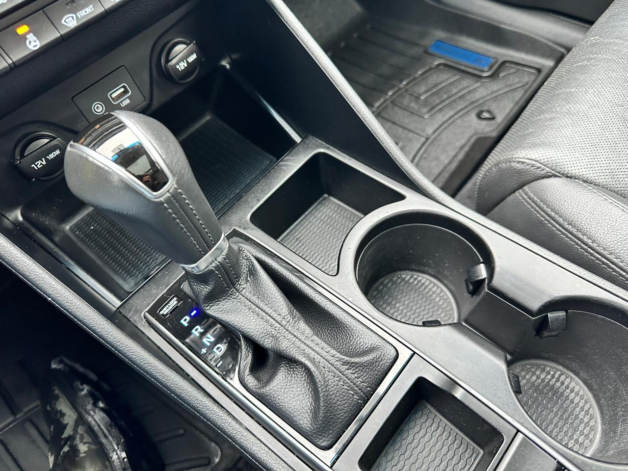 2017 Hyundai Tucson SE 2.0L FWD Heated-Leather PanoRoof BackupCam XM Photo