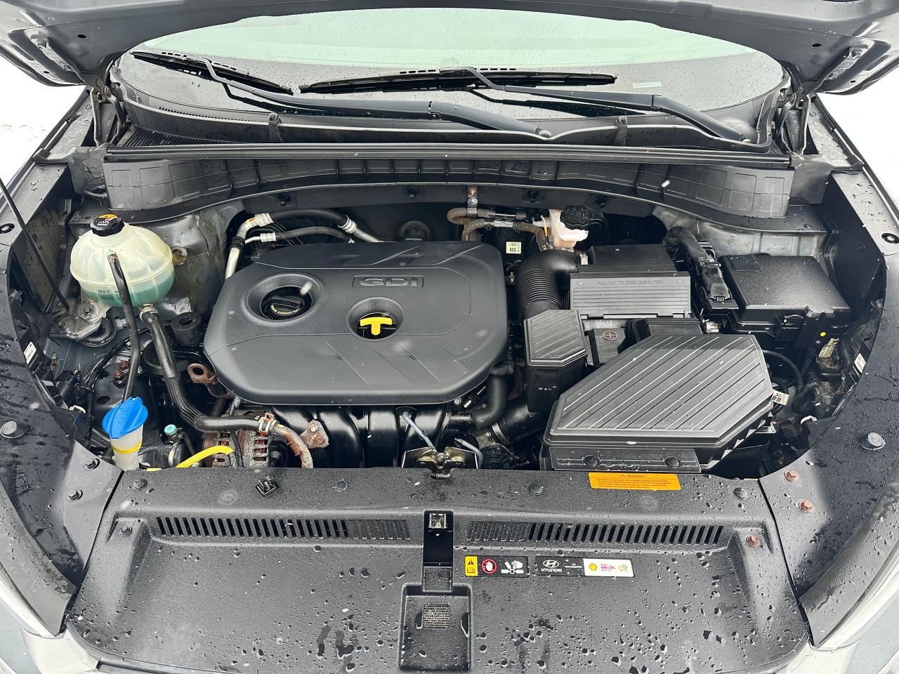 2017 Hyundai Tucson SE 2.0L FWD Heated-Leather PanoRoof BackupCam XM Photo