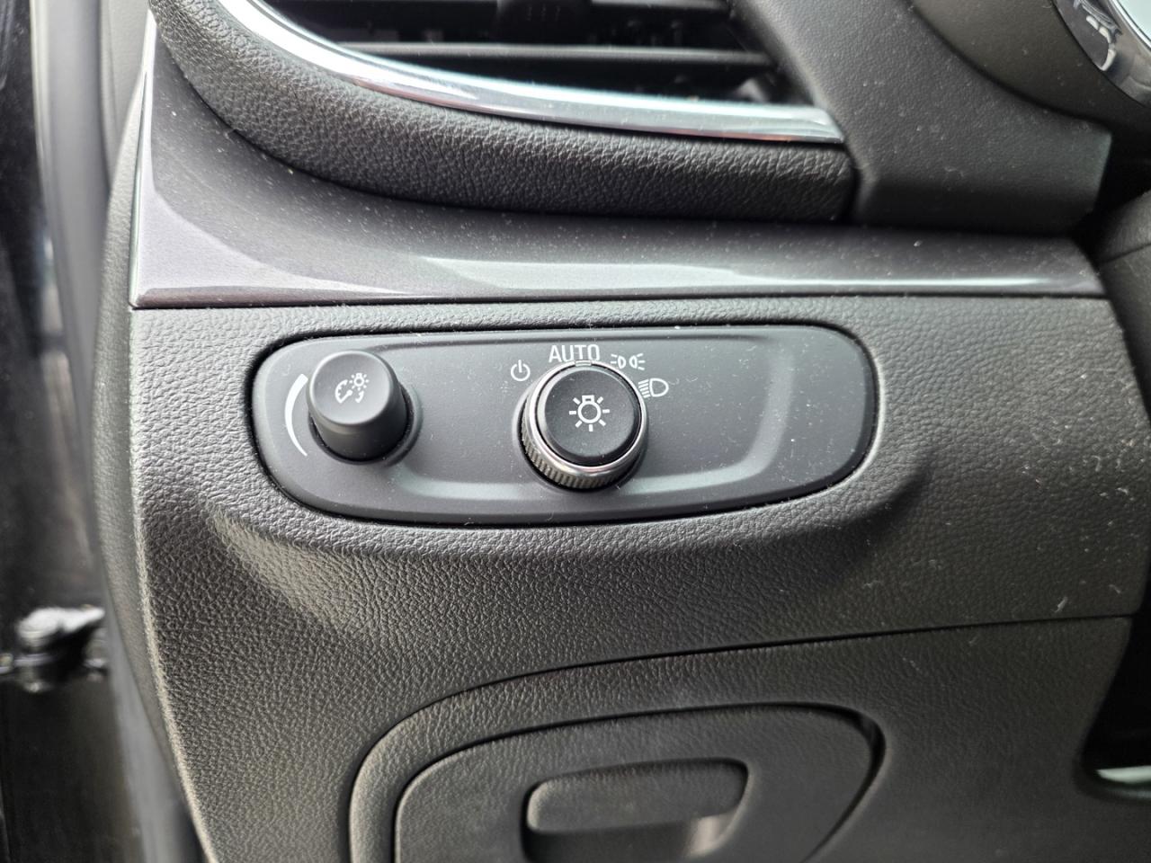 2019 Buick Encore Preferred FWD Photo