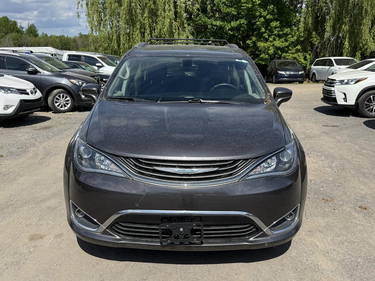 2018 Chrysler Pacifica Hybrid Touring-L Photo