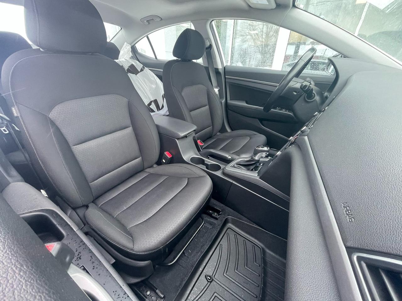 2018 Hyundai Elantra GL HAL Certified | One Owner | Sunroof | 16" Wheels Photo