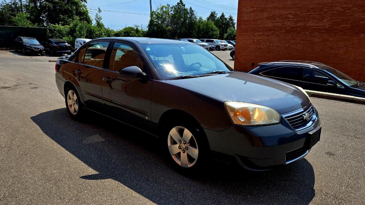 2007 Chevrolet Malibu 4DR SDN LT Photo2