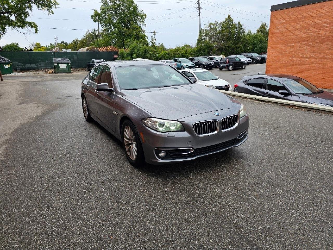 2015 BMW 5 Series 4dr Sdn 528i xDrive AWD Photo