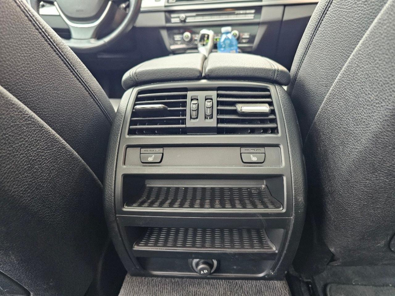 2015 BMW 5 Series 4dr Sdn 528i xDrive AWD Photo