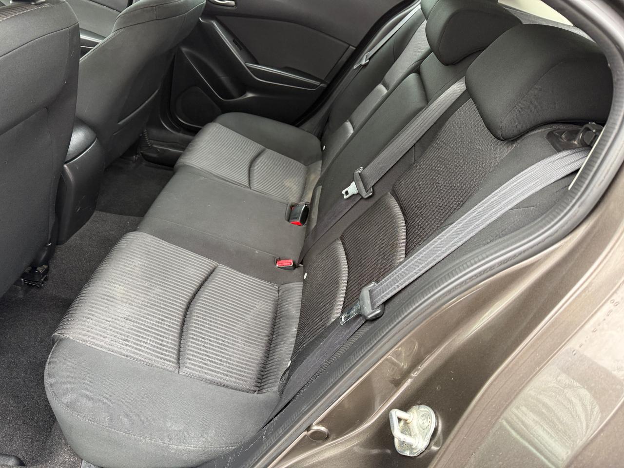 2014 Mazda MAZDA3 4D HB GS SPORT..AUTOMATIC..BLUETOOTH..CERTIFIED! Photo