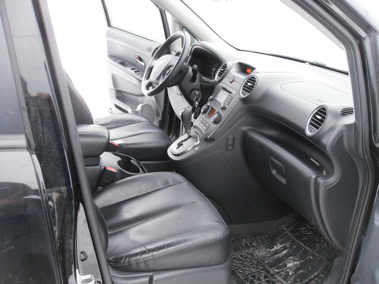 2012 Kia Rondo 4dr Wgn V6 EX w/3rd Row Photo