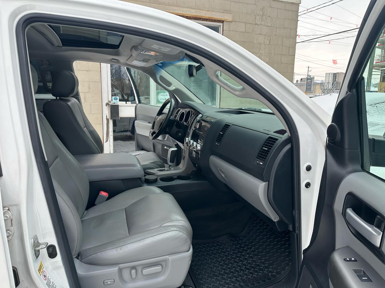 2012 Toyota Sequoia Limited Photo