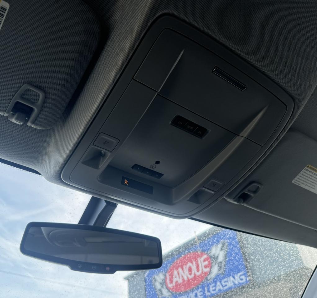 2017 GMC Sierra 1500 4WD CREW CAB 143.5" SLE Photo