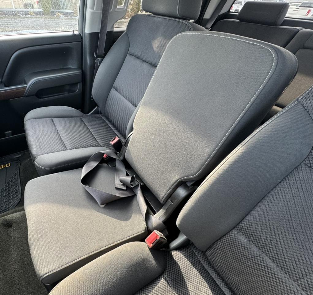 2017 GMC Sierra 1500 4WD CREW CAB 143.5" SLE Photo