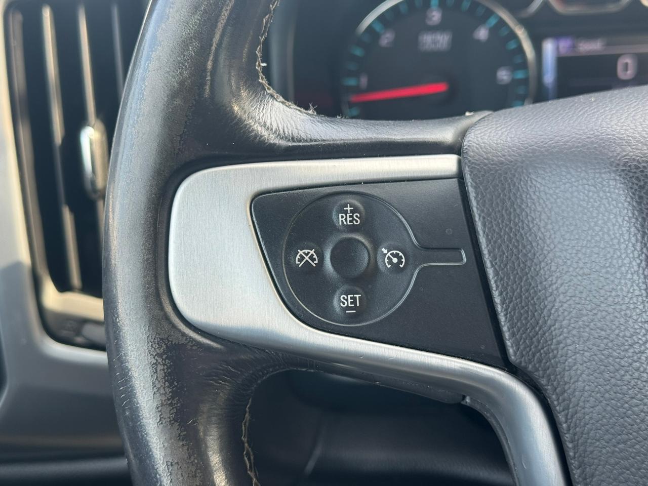 2017 GMC Sierra 1500 4WD CREW CAB 143.5" SLE Photo