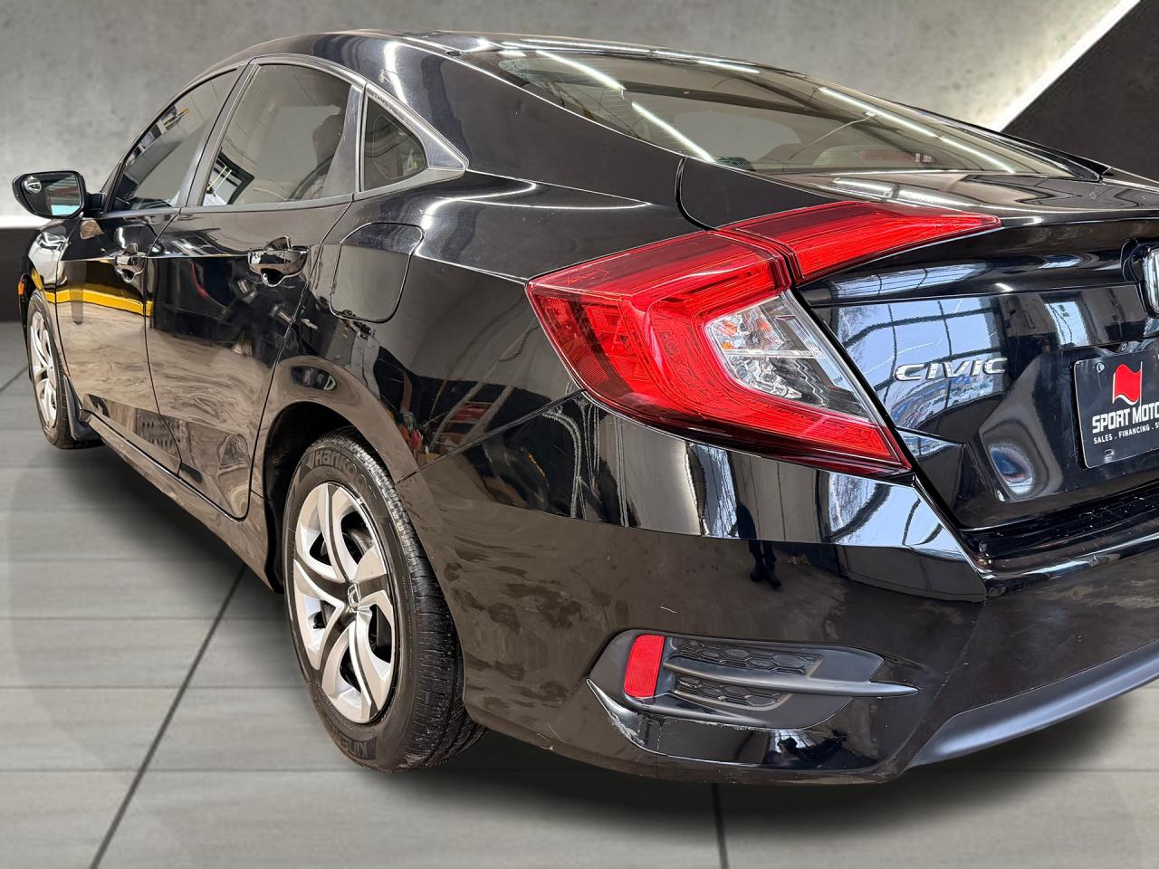 2018 Honda Civic LX+Camera+Heated Seats+Bluetooth+A/C Photo